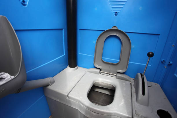 Best Portable Restroom Servicing (Cleaning and Restocking)  in Pinewood, FL